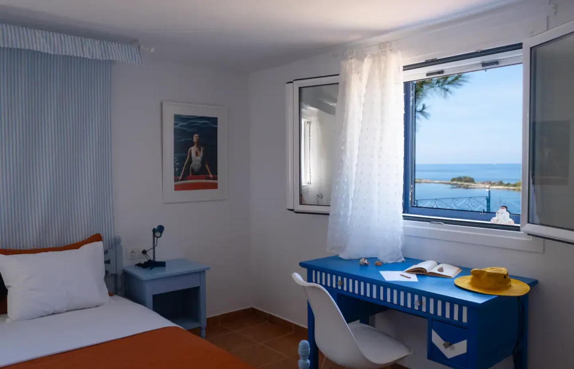 2024_BLUE MARINA_6b7cf299-d821-46df-91db-16e6a4a9eb51